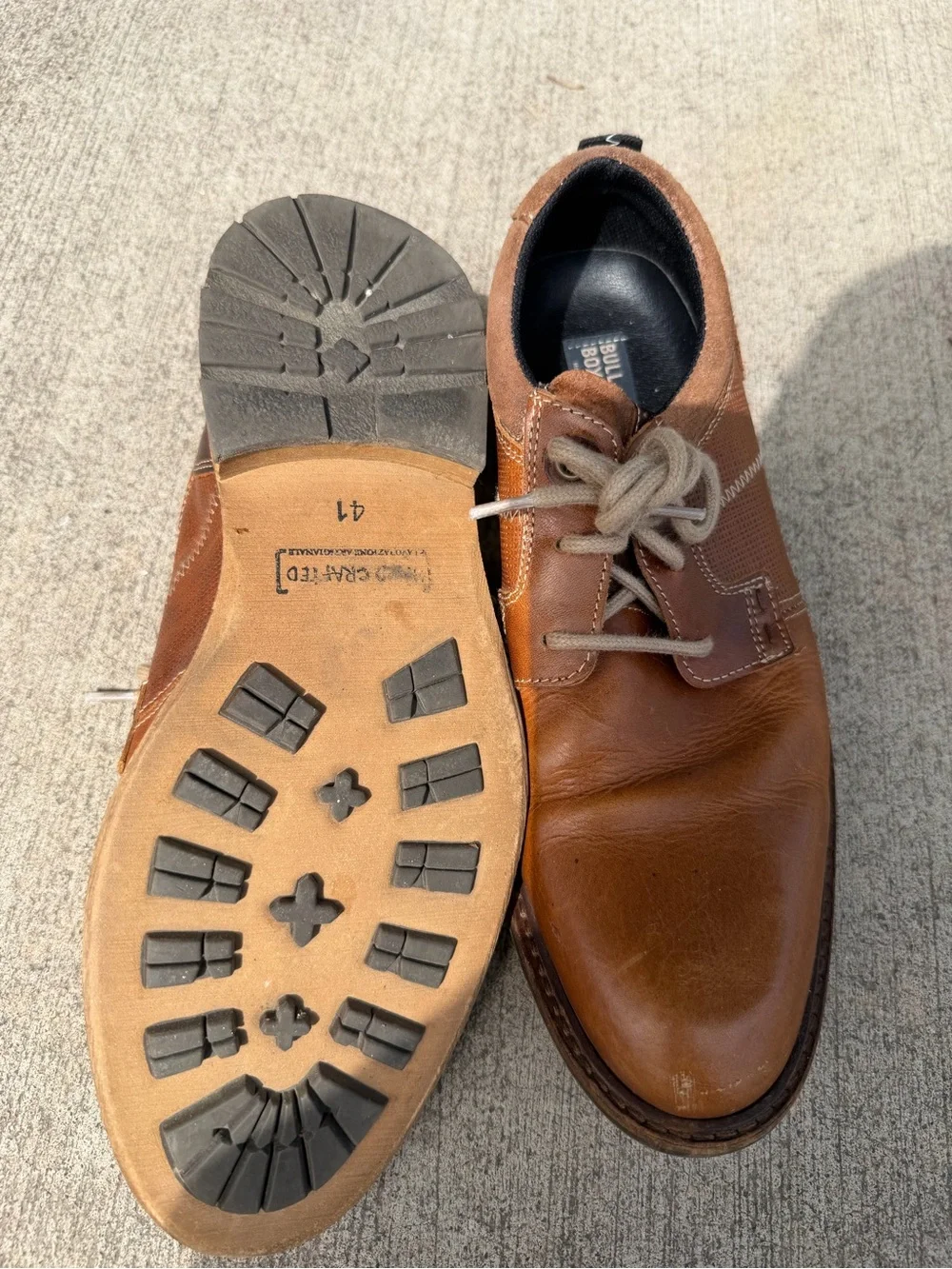 Men's Tan Leather Derby Shoes with Contrast Laces